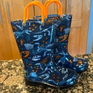 Dinosaur rain boots